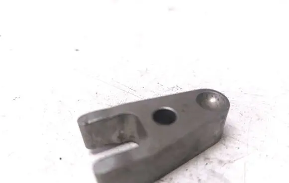 Mercedes-Benz ML W166 Fuel Injector clamp holder 
