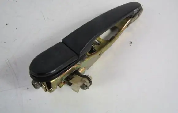 Mitsubishi Galant Rear door exterior handle 
