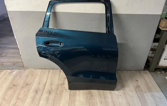 Volkswagen Tiguan Rear door 571833312B