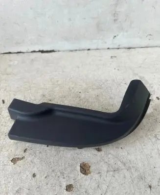 Volkswagen Transporter - Caravelle T5 Rear/tail light trim molding 7H0807834A 63042