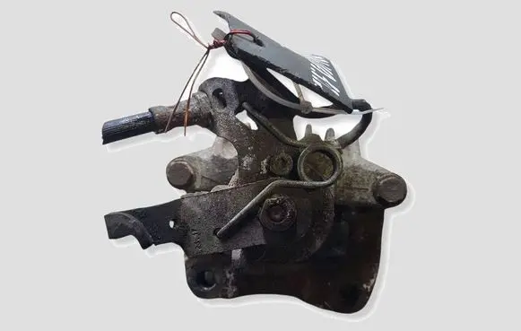 Skoda Octavia Mk2 (1Z) Rear brake caliper