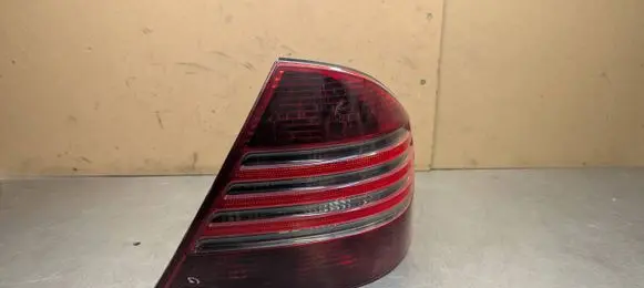 Mercedes-Benz S W220 Rear/tail lights A2208200864