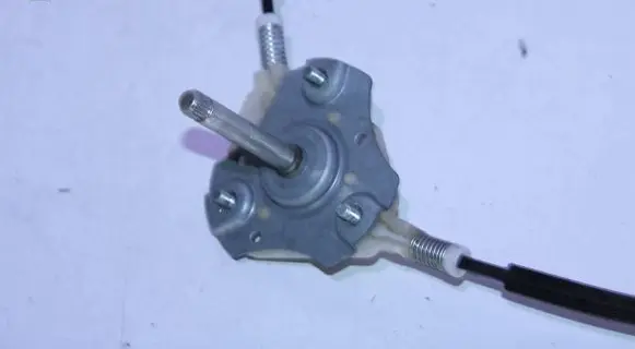 Fiat Tipo Rear door manual window regulator 00520728600 0T044 SN30412