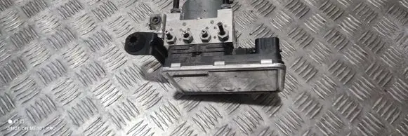 Volvo S90, V90 ABS Pump 31680099