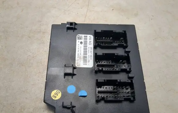 Audi A3 S3 8P Comfort/convenience module 8P0907063A 5DK00965325
