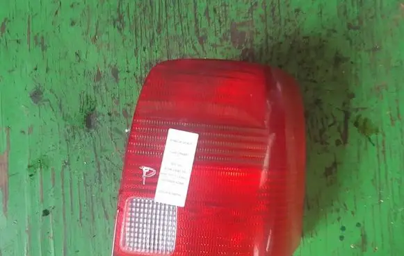 Volkswagen PASSAT B5 Rear/tail lights