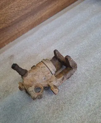 Audi A6 S6 C4 4A Rear brake caliper