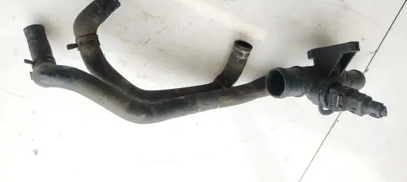 Audi TT Mk1 Engine coolant pipe/hose 06A121133C