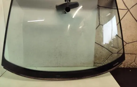 Skoda Superb B5 (3U) Front windscreen/windshield window 43R00381