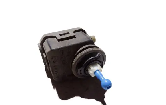 Nissan Pathfinder R51 Headlight level adjustment motor 7700420737