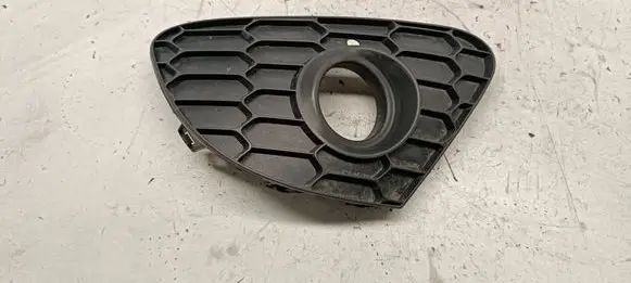Alfa Romeo Giulietta Front fog light trim/grill 156085908