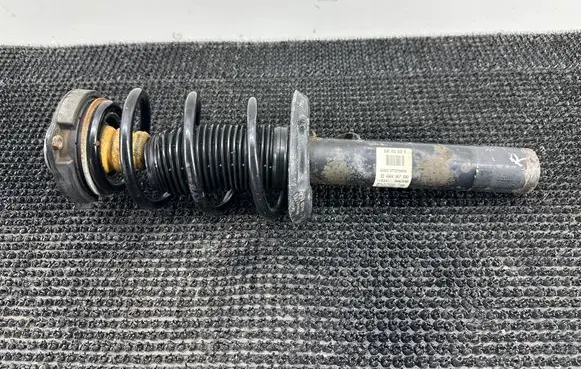 Audi TT TTS Mk2 Front shock absorber with coil spring 8J0413031R