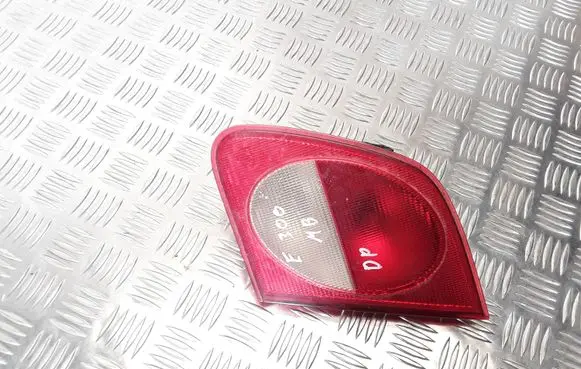 Mercedes-Benz E W210 Tailgate rear/tail lights A2108201264