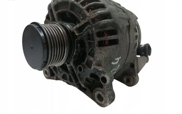 Volkswagen Touran I Generator/alternator 06F903023F