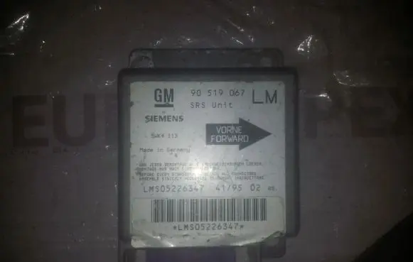 Opel Astra F Airbag control unit/module 90519067LM 5WK4113