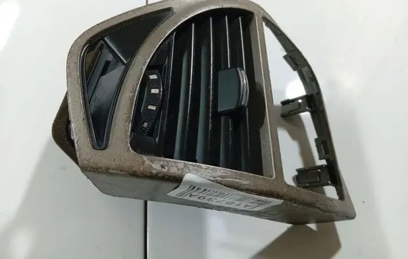 Dash center air vent grill