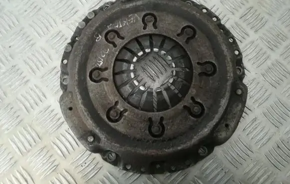 Opel Vectra B Pressure plate 