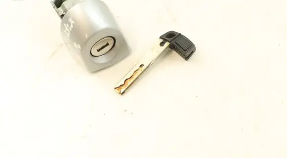 BMW X1 E84 Ignition key/card 