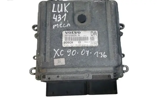 Volvo XC90 Engine control unit/module 30729826A 0281012103