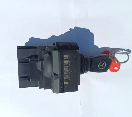 Mercedes-Benz Sprinter W906 Ignition lock A9069050700