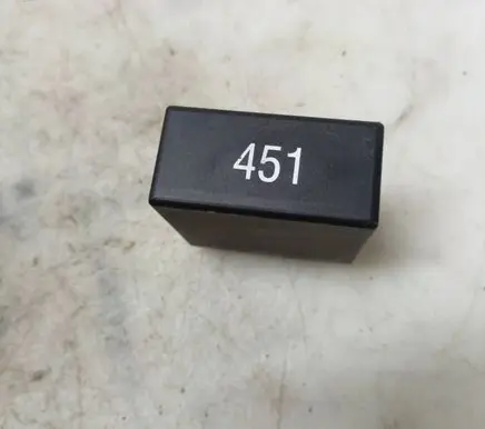 Volkswagen PASSAT B5.5 Other relay 1J0907487A 61122415 0005