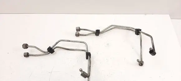 Citroen C4 I Fuel injector supply line/pipe 