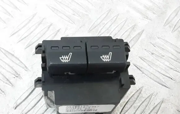 Volvo V70 Seat heating switch 30782149