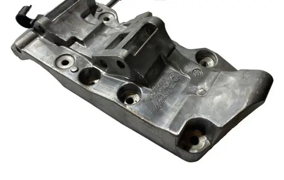 BMW X5 F15 Generator/alternator bracket 8506863 174788 025097