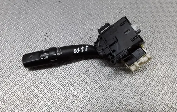 Toyota Avensis T250 Indicator stalk 173650