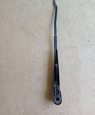 Skoda Fabia Mk1 (6Y) Front wiper blade arm 441978530556