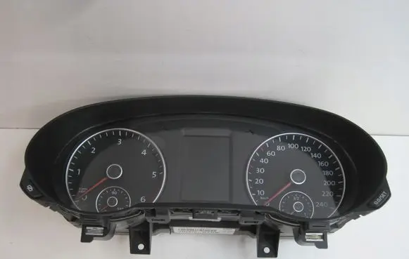 Volkswagen Sharan Speedometer (instrument cluster) 7N0920870E