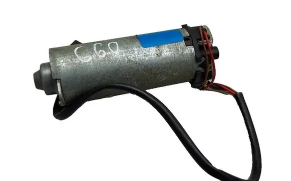 Mercedes-Benz S W220 Seat adjustment motor 2208201542
