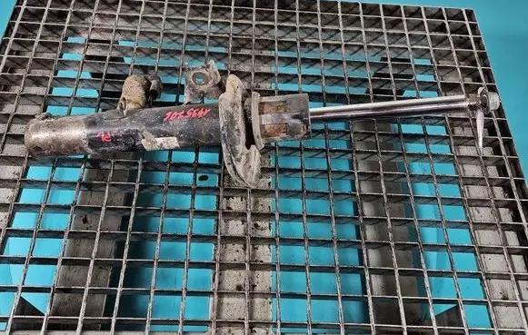 Volkswagen PASSAT B7 Front shock absorber/damper 3C0413031D IMPRK1495706