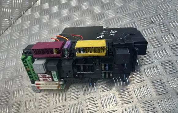 Mercedes-Benz SLK R172 SAM control unit 2319025101 1729015500 1729060005