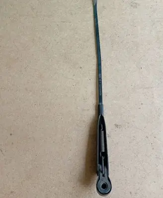 Renault Thalia I Front wiper blade arm 8200062120A
