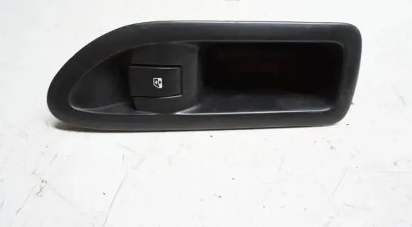 Renault Laguna II Electric window control switch 8200016013