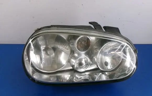 Volkswagen Golf IV Headlight/headlamp