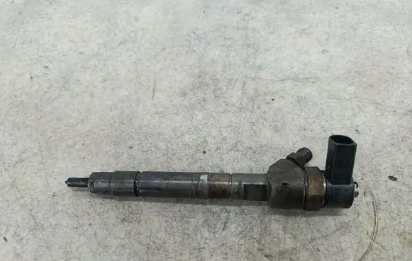 Mercedes-Benz ML W163 Fuel injector 