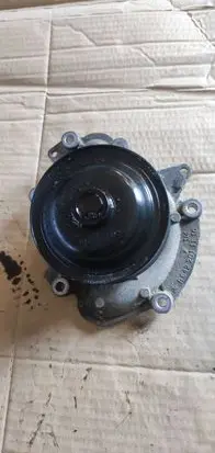Mercedes-Benz E W211 Water pump R6422011110