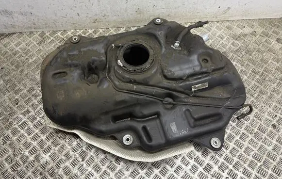 Toyota Prius (XW50) Fuel tank 