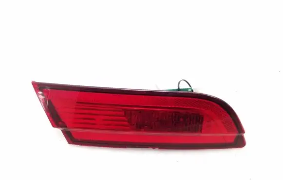 Tailgate rear/tail lights