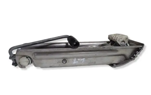 Mercedes-Benz E W211 Lift Jack 