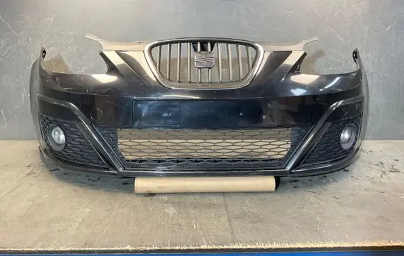 Seat Altea Front bumper 5P9807221 5P9807231
