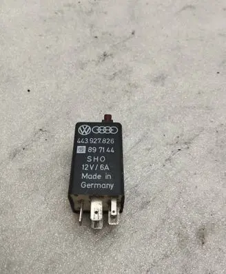 Audi A6 S6 C5 4B Other relay 443927826 897144