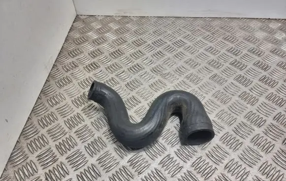 Audi A4 S4 B5 8D Intercooler hose/pipe 8D0145828C