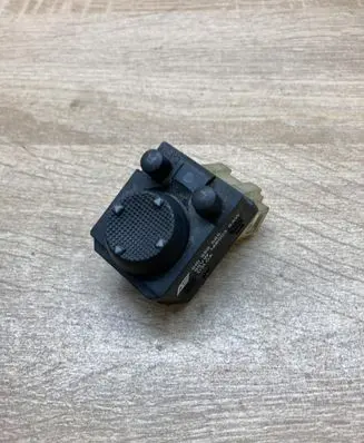 Volkswagen Sharan Wing mirror switch 1H0959565 95VW14B003BAW