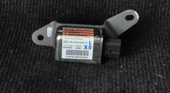 Subaru B9 Tribeca Airbag deployment crash/impact sensor