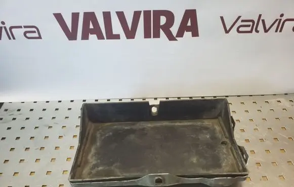 Mitsubishi Grandis Battery tray 