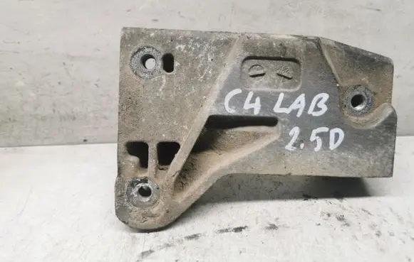 Audi A6 S6 C4 4A Engine mounting bracket 4A019935