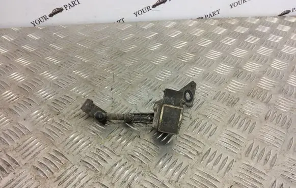 BMW 5 E60 E61 Headlight/headlamp level sensor 1093697